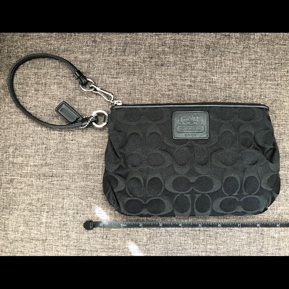 Coach - Black Wristlet - Picture 6 of 7